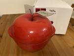 りんご型ホーロー鍋HKD300でお譲りいたします。