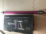 Dyson ダイソン　ハンディ掃除機DC61及びスペアパーツに関する画像です。