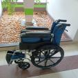 折りたたみ式の車椅子 3500THBに関する画像です。