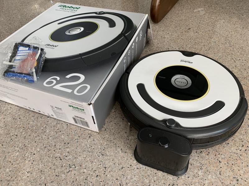 【シンガポール・売ります】iRobot Roomba 620 ルンバ ロボット