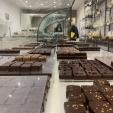 高級チョコレート専門店の販売スタッフ募集中に関する画像です。
