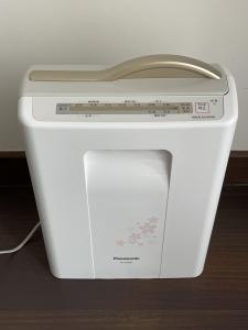 生活家電 衣類乾燥機 シンガポール・売ります】ふとん乾燥機 海外向け220V仕様 Panasonic FD 