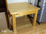 木製テーブル　Wood Table W23xD23xH18に関する画像です。
