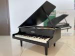 【KAWAI】 グランドピアノ 1114 （Toy Piano: 32鍵）に関する画像です。