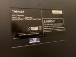 ジャンク: Toshiba 42インチTVに関する画像です。