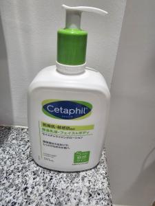 バンコク・売ります】Cetaphil セタフィル モイスチャライジング