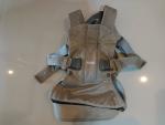 BabyBjorn ベビービョルン Baby Carrier One Air 抱っこ紐に関する画像です。