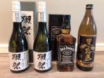 お酒４本まとめ売り（獺祭・ジャックダニエル・黒霧島）に関する画像です。