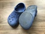 crocs 青色　子ども用6-7歳サイズに関する画像です。