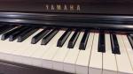 ★YAMAHA クラビノーバ（Clavinova）電子ピアノCLP-525　椅子付に関する画像です。