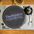 Technics SL-1200 Mk5 with Sommer RCA cables AC100V