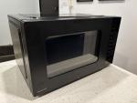 【電子レンジ】 Panasonic　24L Grill Microwave Ovenに関する画像です。