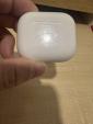 Used Apple AirPods 3rd MagSafe caseに関する画像です。