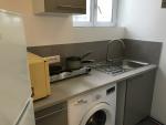 アロカ可！7月1日から入居可能　パリ16区　710€ バスタブ洗濯機ありますに関する画像です。