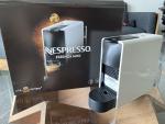 Nespresso Essenza mini エスプレッソマシーンに関する画像です。