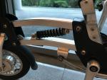 超小型折りたたみ式電動アシスト自転車（バッテリー2個付き）に関する画像です。