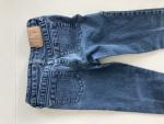 4. TrueReligion Jeansに関する画像です。