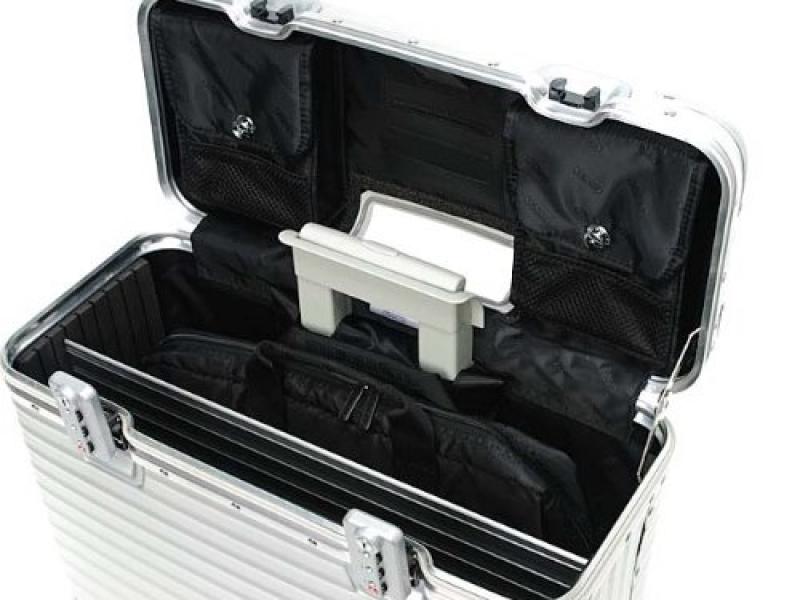 【バンコク・売ります】RIMOA PILOT スーツケース | フリマならバンコク掲示板