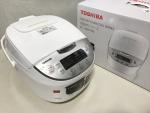 14 TOSHIBA 炊飯器　RC-10DR1NSに関する画像です。