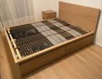 【IKEA】ベッドフレーム 収納４個+すのこ付きに関する画像です。