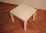 2)IKEA　低いテーブルに関する画像です。