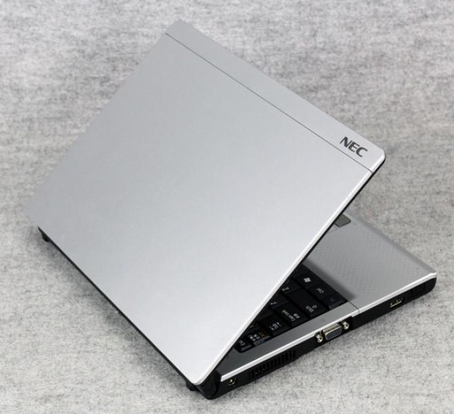 【バンコク・売ります】”正規日本語OS” 高性能 Core-i7 小型.軽量 ノートPC | フリマならバンコク掲示板