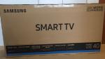 新品 SAMSUNG SMART TV 40インチに関する画像です。