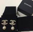 新品 CHANEL earringに関する画像です。