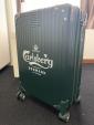 【レア】【新品】Carlsberg スーツケースに関する画像です。